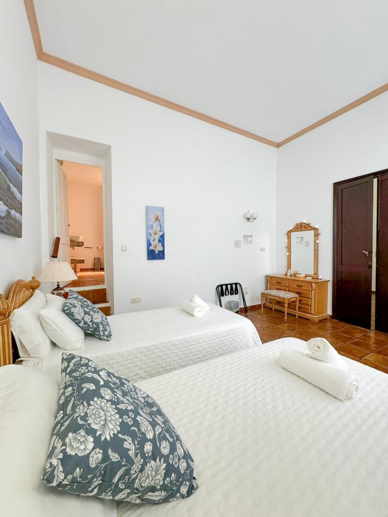 Garden Suites Xativa Casa Rural Exterior foto
